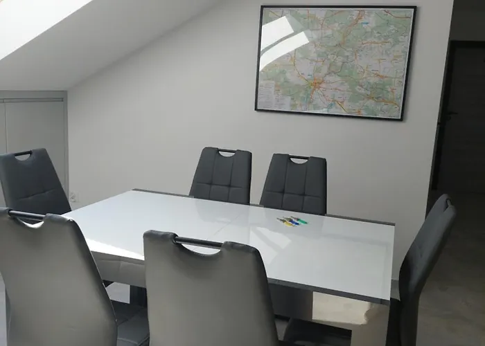 Jurajski Zakamarek Zarki